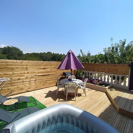 Studio Cosy Avec Terrasse Et Jacuzzi A Disposition De Mai A Aout Rians  Luaran gambar