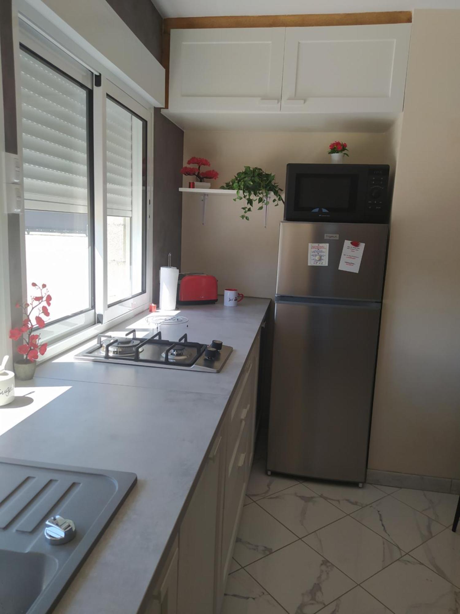Studio Cosy Avec Terrasse Et Jacuzzi A Disposition De Mai A Aout Rians  Luaran gambar