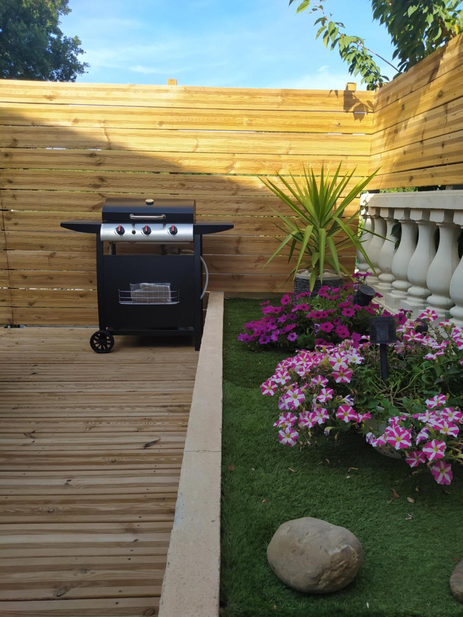 Studio Cosy Avec Terrasse Et Jacuzzi A Disposition De Mai A Aout Rians  Luaran gambar